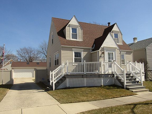 2nd image of 8817 S Washtenaw Ave