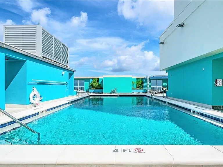1 Beach Dr SE #1309 — Photo 17