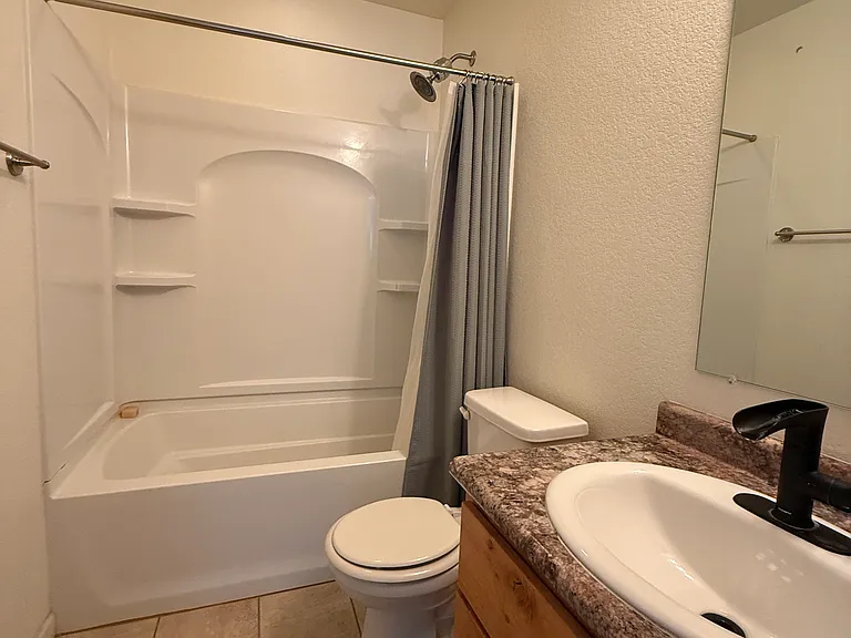 3145 Alybar Dr #16-D — Photo 6