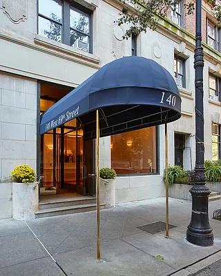 Sold by Compass | media 7