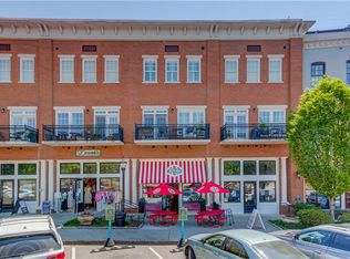 340 Town Center Ave Unit 206, Suwanee, GA 30024