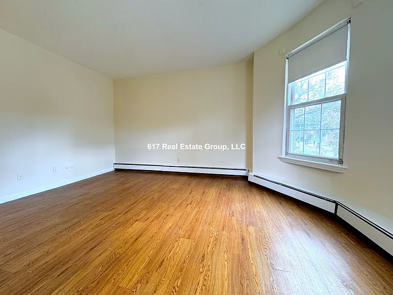 70 S Huntington Ave #3A — Photo 9