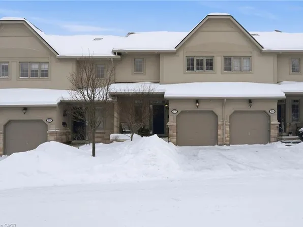 71 Sulphur Springs Rd #17, Hamilton, ON L9G 5C1