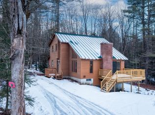 411 Stratton Gate Rd, Jamaica, VT 05343