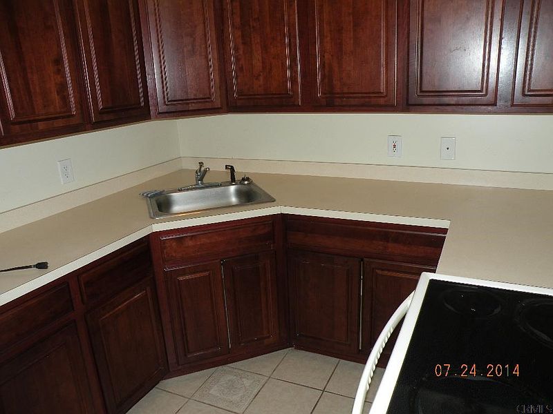 2nd image of 62 EMMET Street