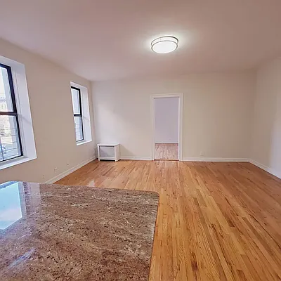 Rented by New York Residence | media 36