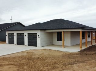 904 Malgretout Pkwy, Dodge City, KS 67801