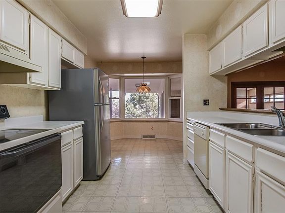 4th image of 5466 Morning Glory Ln