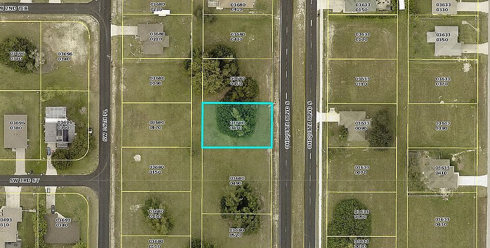 1st image of 300 Chiquita Blvd S