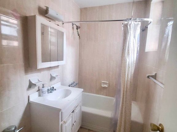 3rd image of 470 Ocean Ave #47