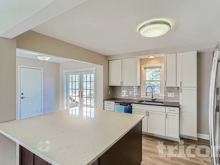 3068 Lydia Ct — Photo 13