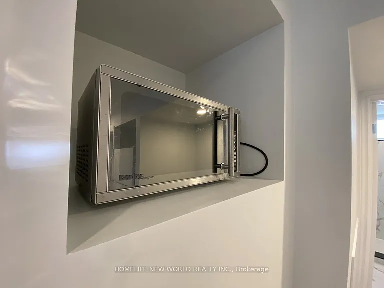 77 Walkerton Dr #BASEMENT — Photo 18