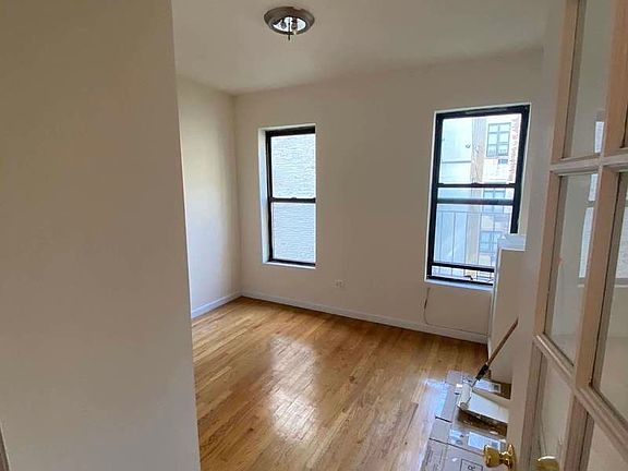 2nd image of 506 Amsterdam Ave #3BE