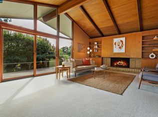 42 Honey Hill Rd, Orinda, CA 94563