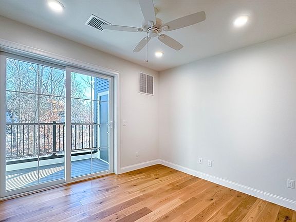 3rd image of 50 Coppersmith Way #5-205