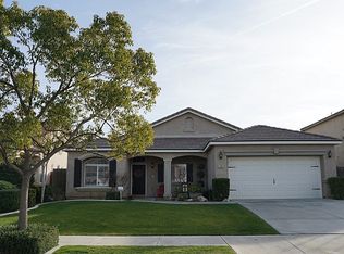 10907 Snowcreek Falls Ave, Bakersfield, CA 93312