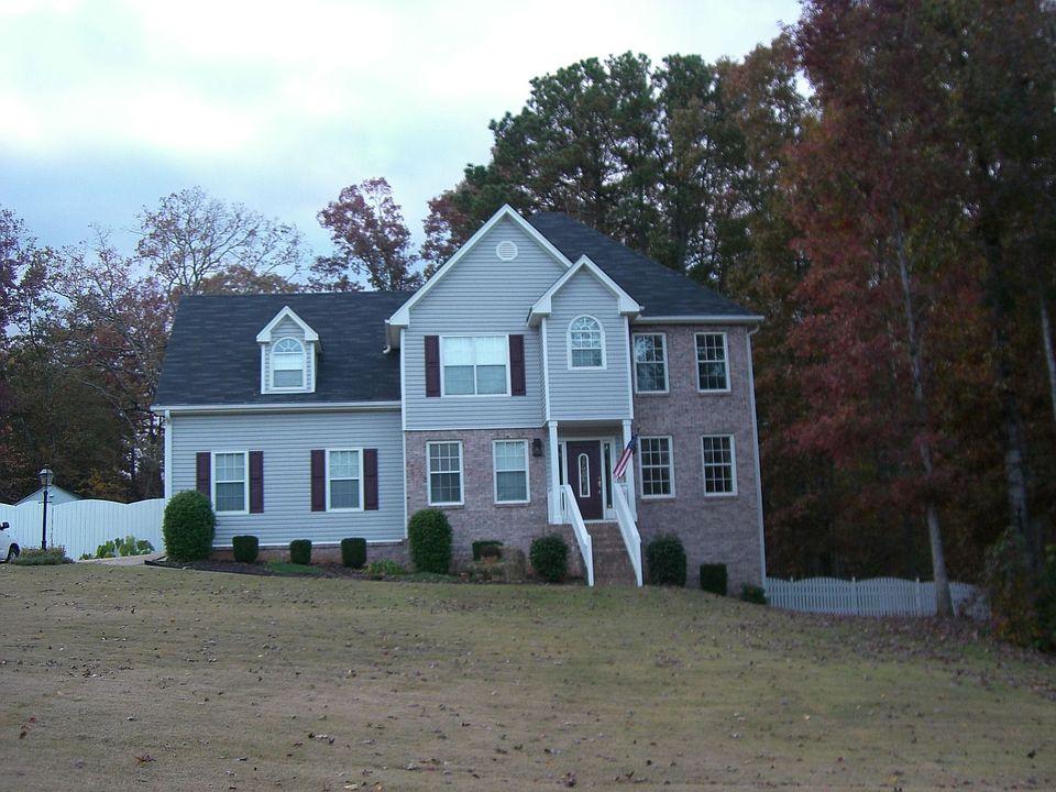 1st image of 315 River Point Dr