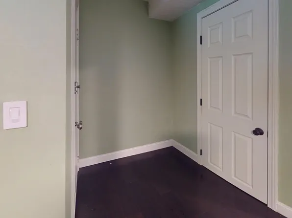 31 Westgate Rd, Chestnut Hill, MA