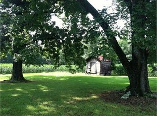 4392 Smithfield Rd, Wade, NC 28395