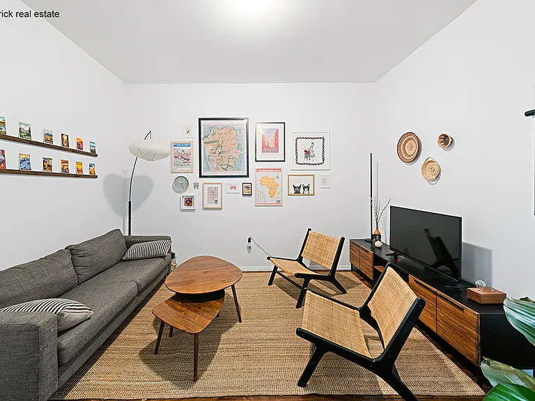 273 Bleecker St #2 — Photo 4