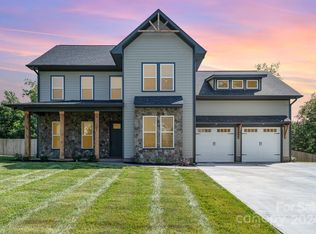 131 Sparta Dr, Mooresville, NC 28117