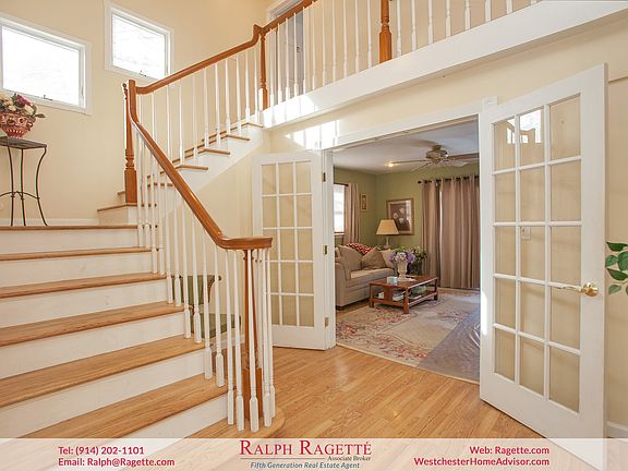 3rd image of 2951 Sherman Ct