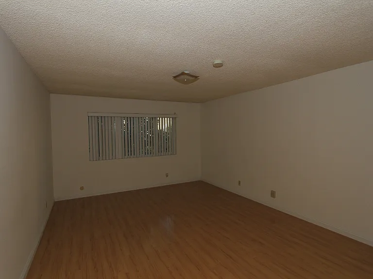 14 El Dorado St #12A — Photo 8