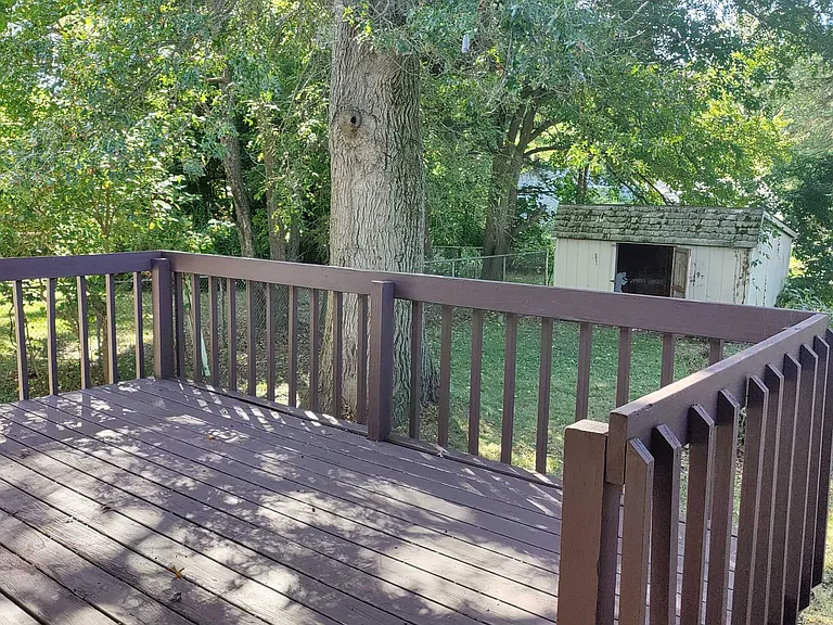 802 S Jackson Blvd — Photo 15