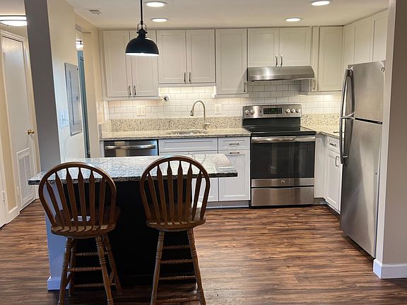 2nd image of 807 N Howard St APT 117
