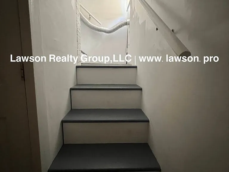 2148 Berkley Ave SW — Photo 61