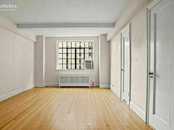 3rd image of 81 Irving Pl APT 9C