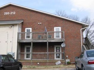 210 Brooke Castle Dr, Hermitage, TN 37076