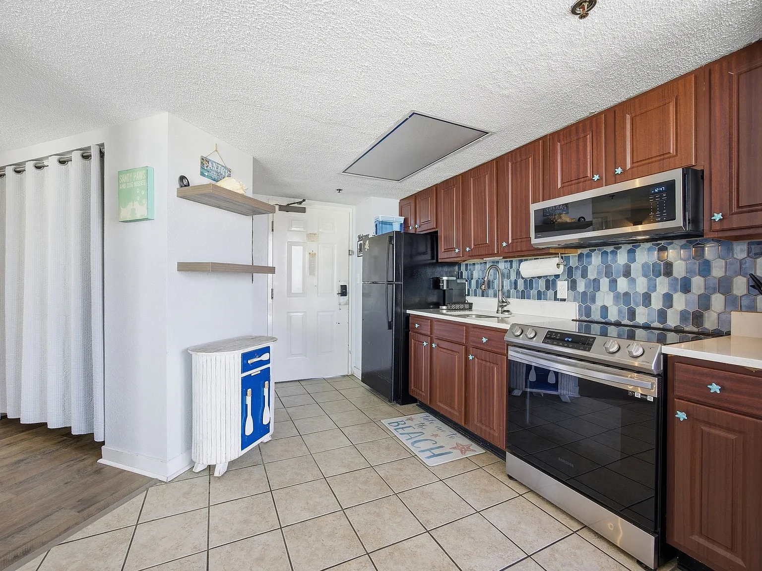 Pet-Friendly Snowbird Escape | 1BR Oceanview Patricia Grand | From $1,500/Month — Photo 2