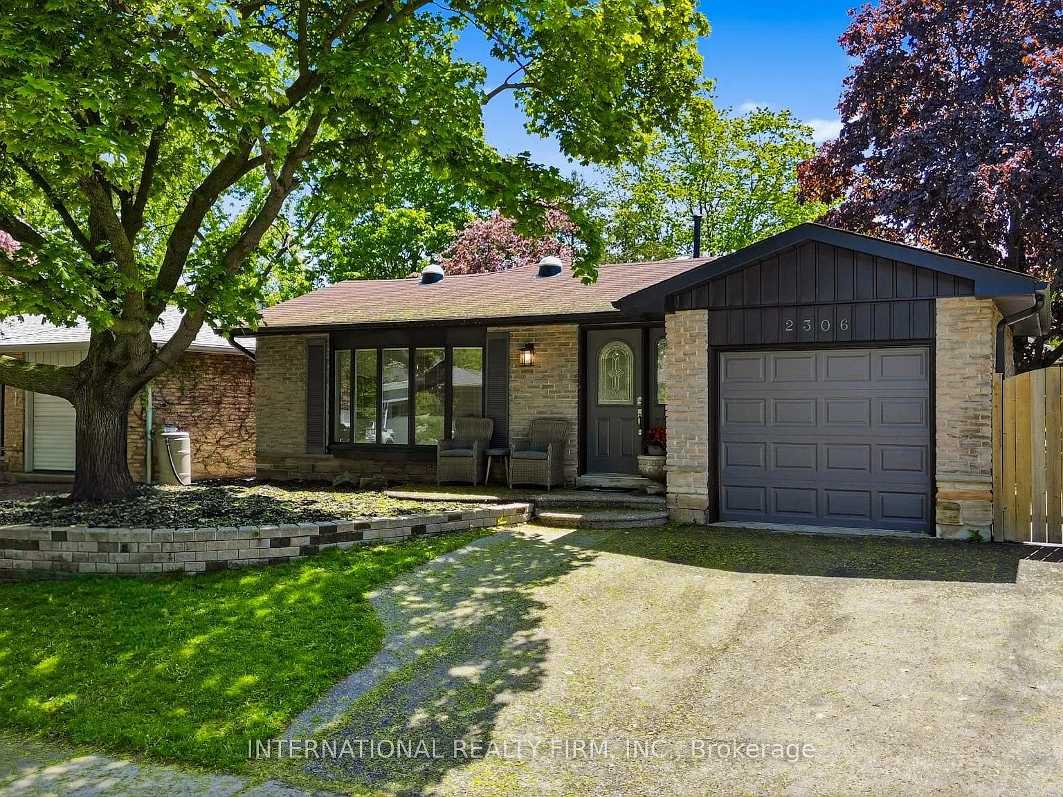 3 bed, $6,200 — Photo 2