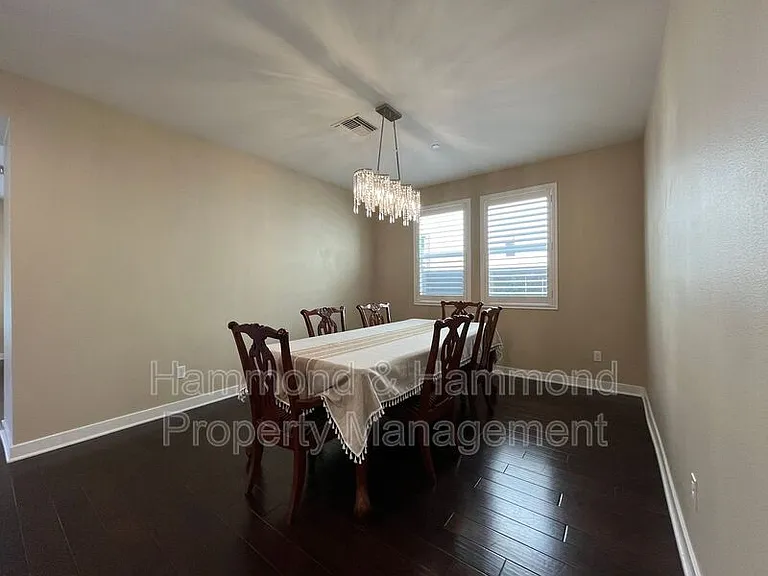 11395 Beechnut St — Photo 12