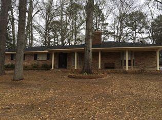 8925 Sweetbriar Ln, Shreveport, LA 71118