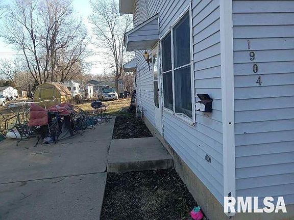 2nd image of 1904 E Cornell Ave