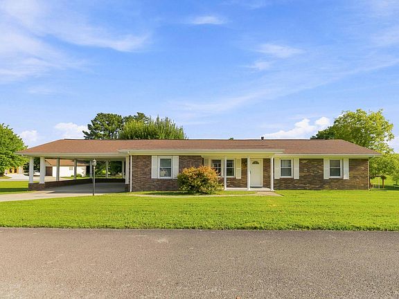 2nd image of 26 Emerald Ln