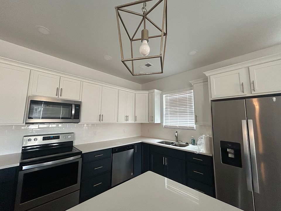 2nd image of 2474 Apex Ave #A