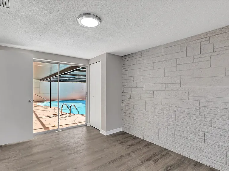 7210 Parrot Dr — Photo 21