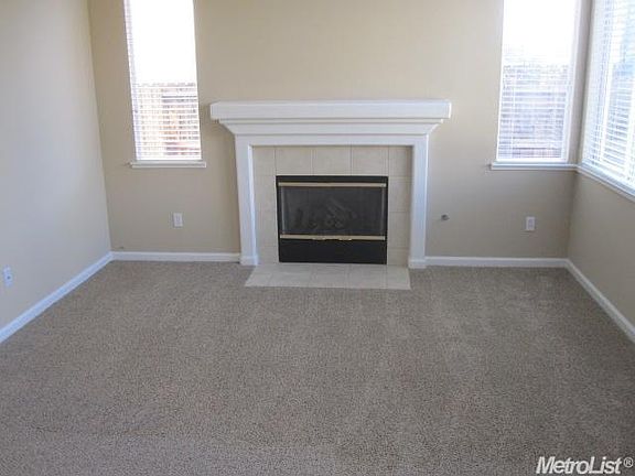 4th image of 2117 Stalsburg Dr