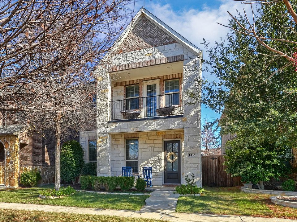 1st image of 1436 Pebble Way