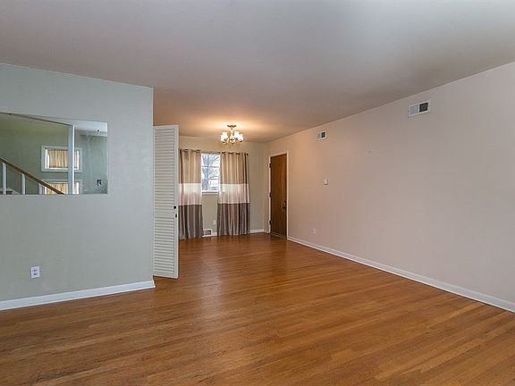 4th image of 2905 Julian Blvd