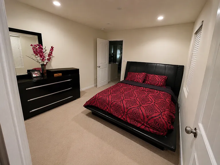 6978 Stoney Ridge Dr — Photo 28