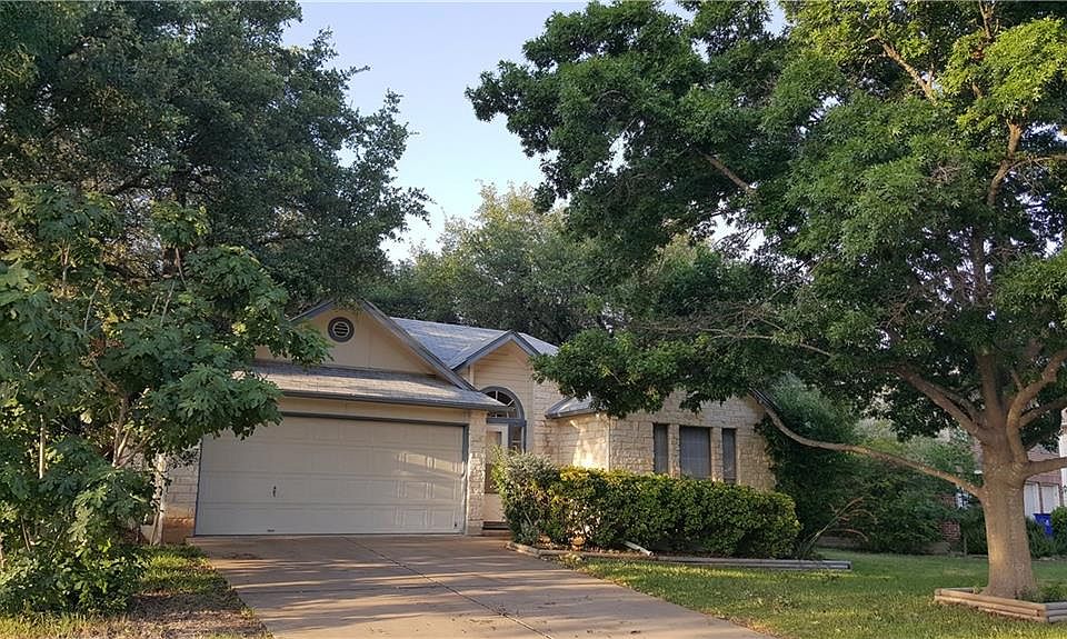1st image of 1217 Elm Forest Dr