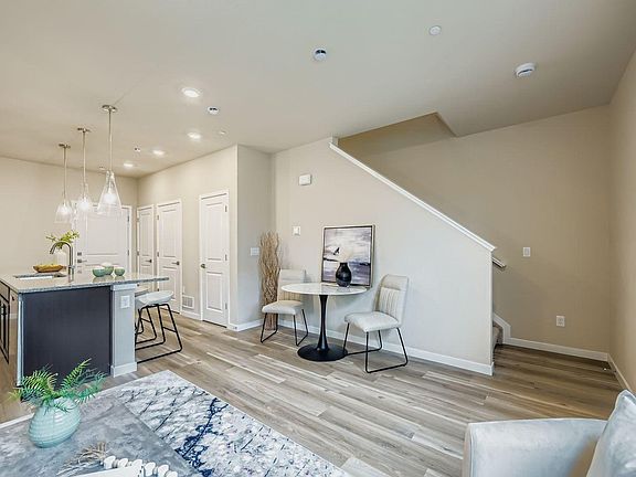 7th image of this home