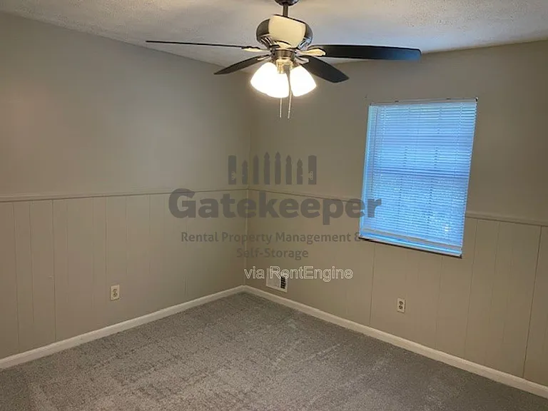 7345 Chaucer Ct — Photo 11