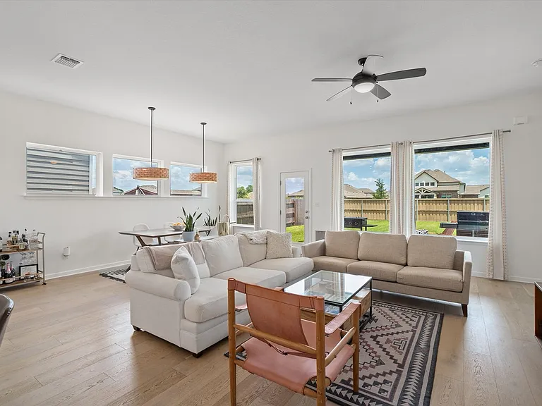 158 Patrick Herndon Dr — Photo 13