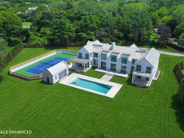 136 Trelawney Rd, Bridgehampton, NY 11932