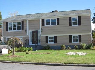 80 Buckthorne Ave, Riverside, RI 02915